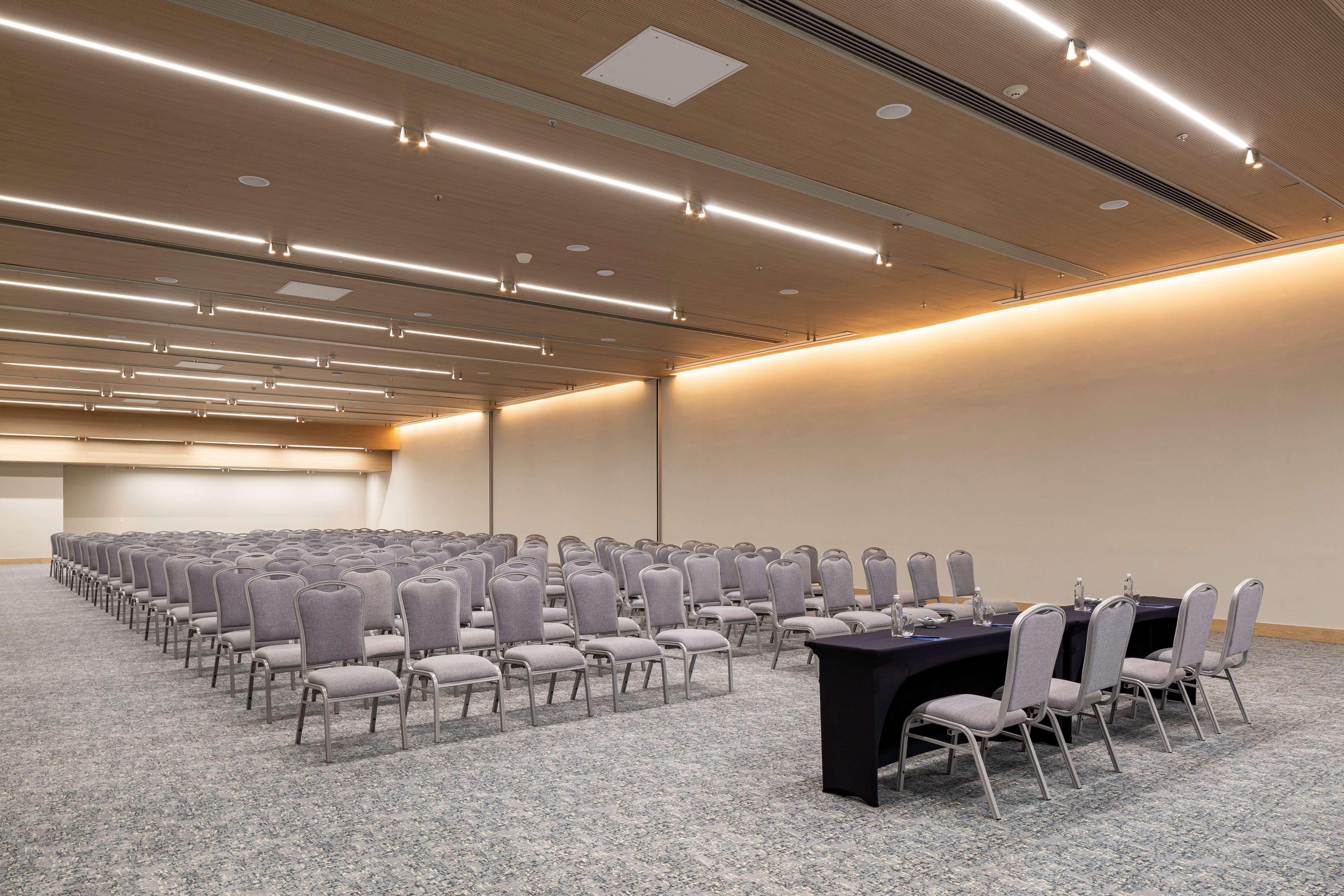 ฮิลตัน ริโอ เด จาเนโร โคปาคาบานา Hotel ริโอเดจาเนโร ภายนอก รูปภาพ The 2018 venue, the National Convention Center
