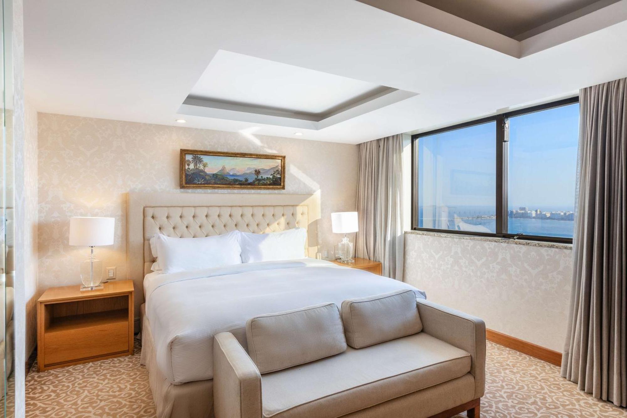 ฮิลตัน ริโอ เด จาเนโร โคปาคาบานา Hotel ริโอเดจาเนโร ภายนอก รูปภาพ Suite bedroom